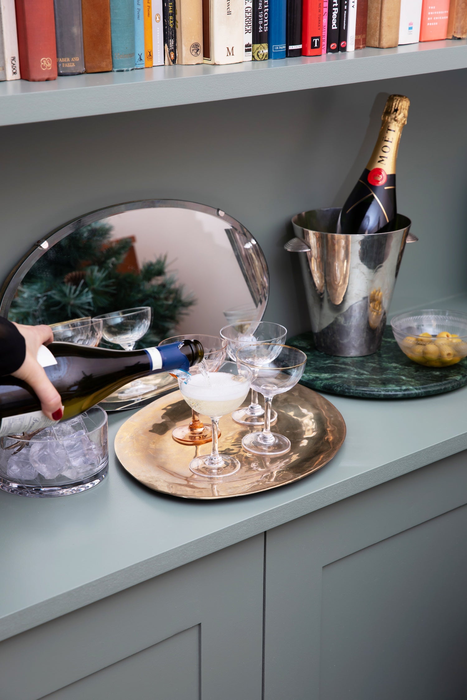 A Toast to Hosting: Prepping Your Home Bar for the Festive Season