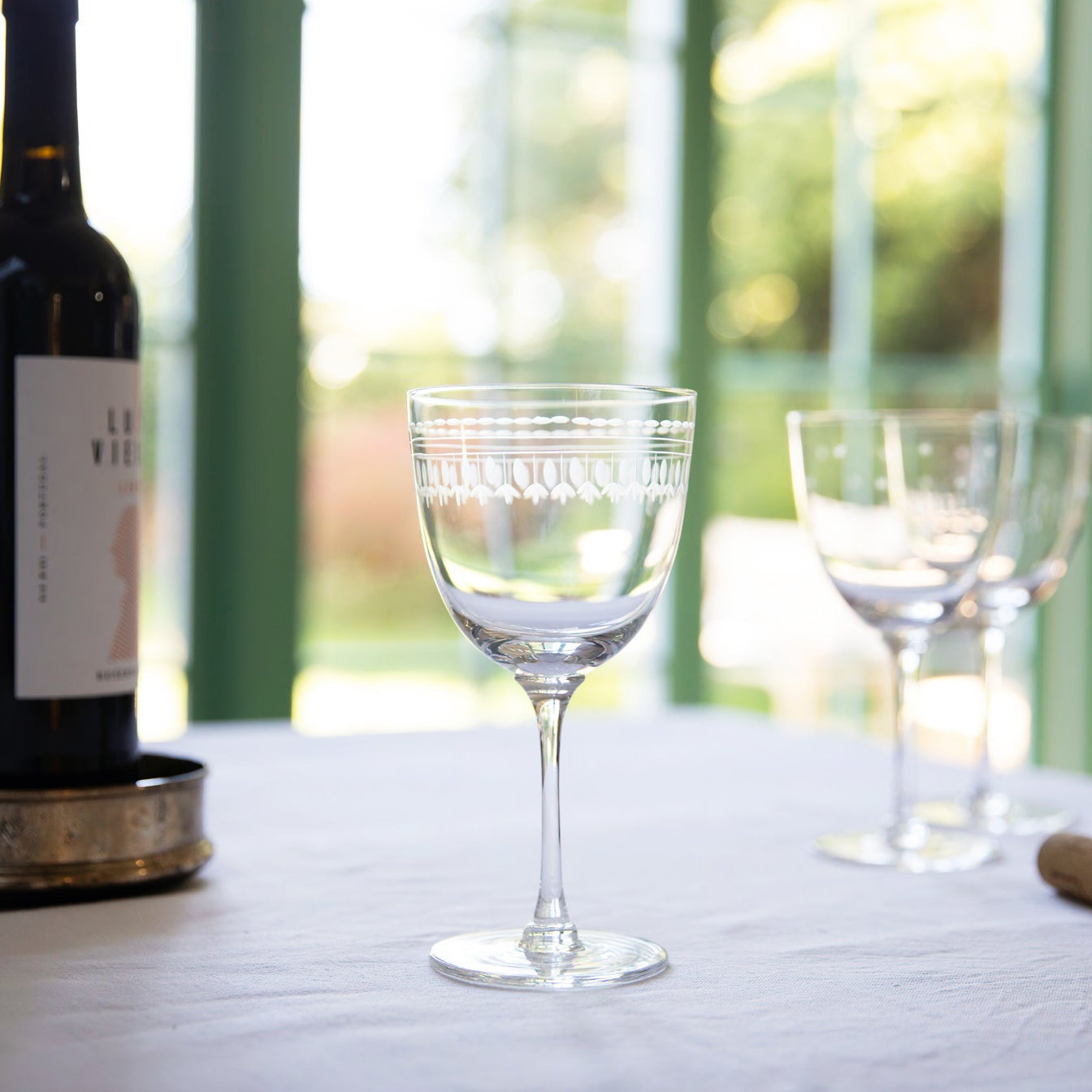 Large Crystal Wine Glasses with Ovals Design