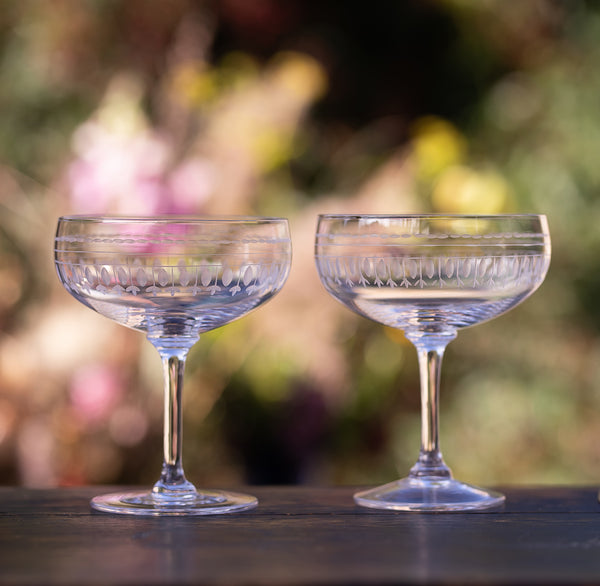 Crystal Cocktail Glasses with Ovals Design