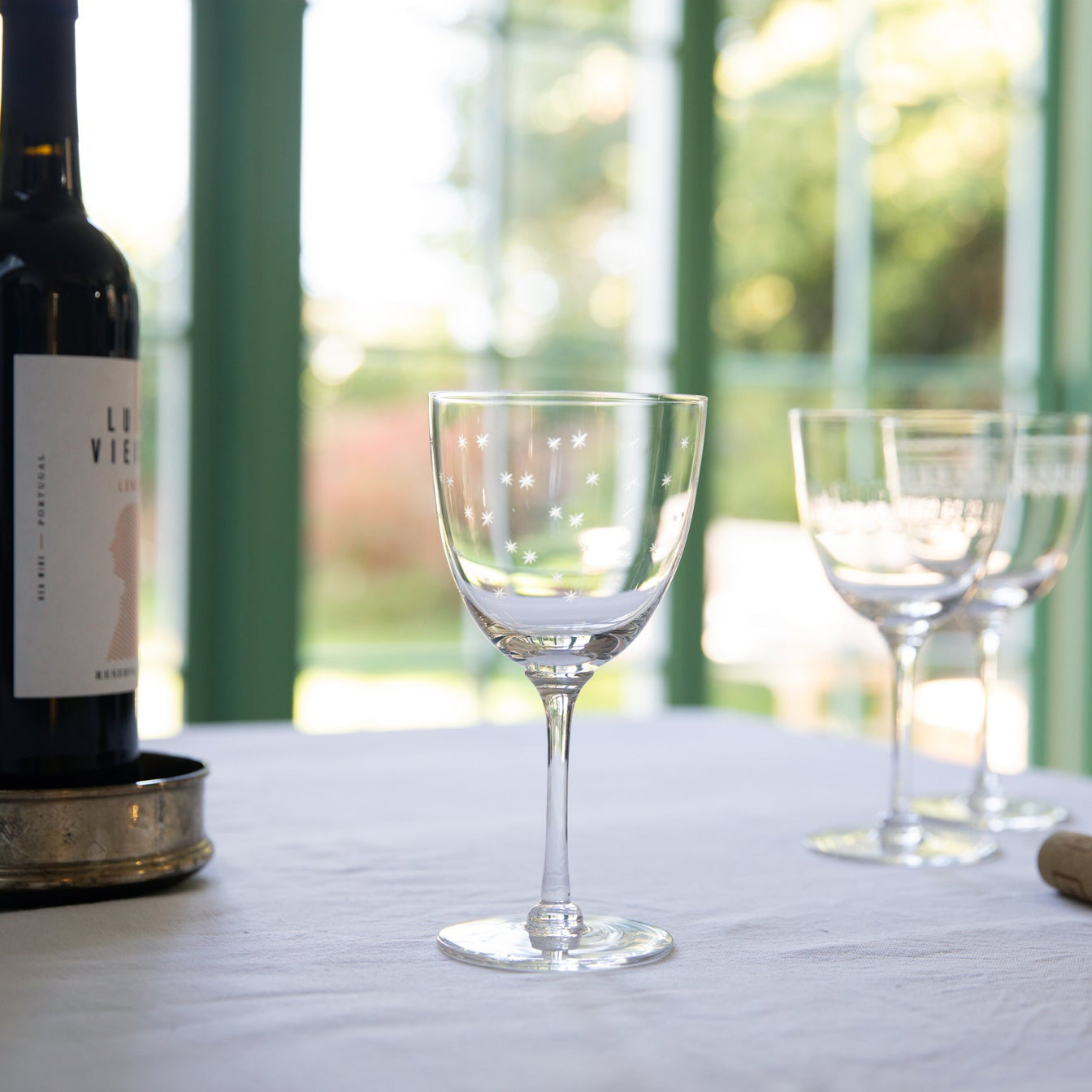 Crystal Red Wine Glasses with Stars Design
