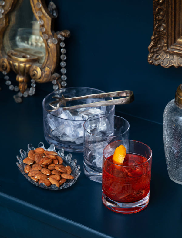A Crystal Ice Dish with Lens Design