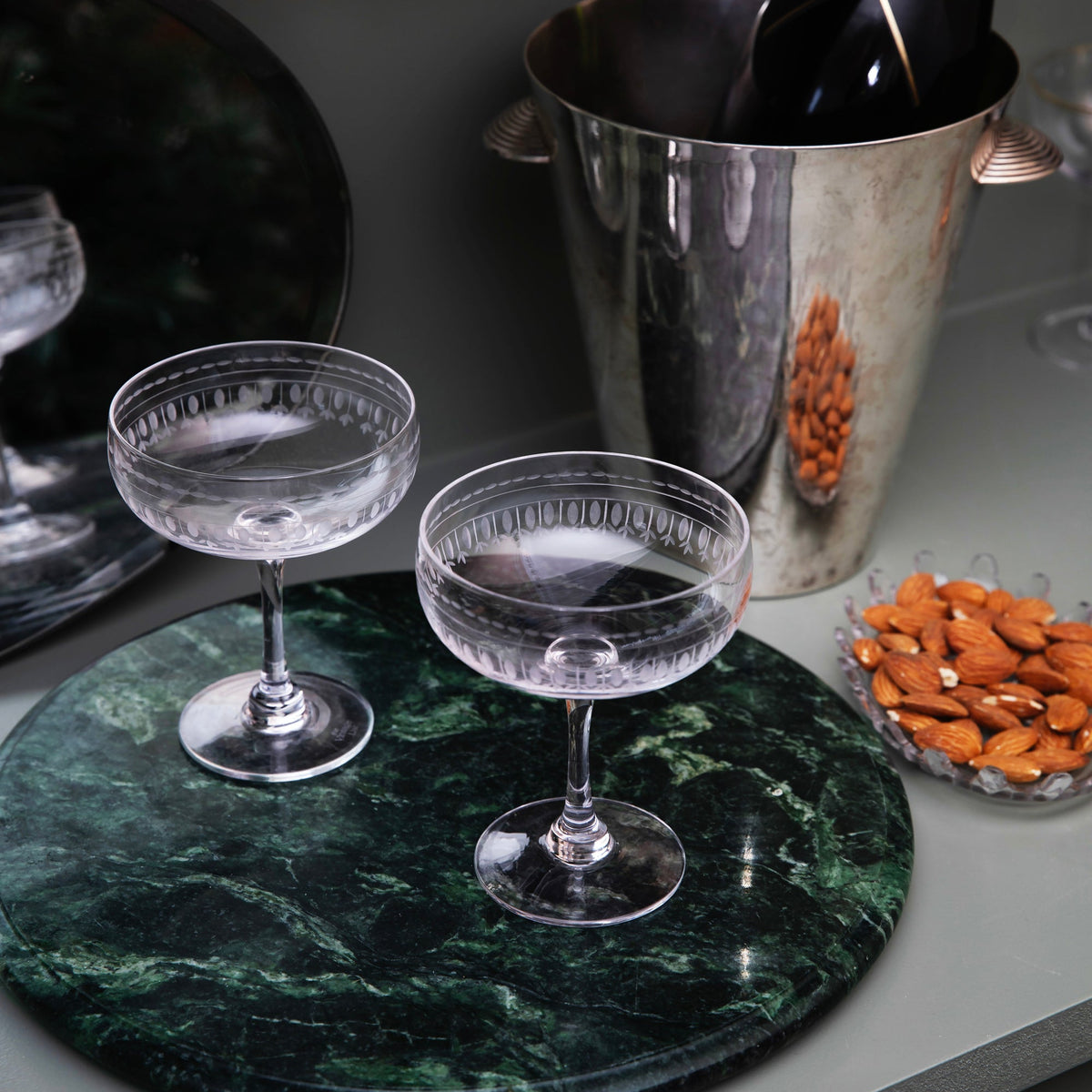 Bicchieri da cocktail in cristallo con stelle